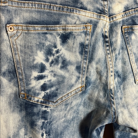 ANTHROPOLOGIE x Pilcro The Slim Boyfriend Jeans - Picture 6 of 11